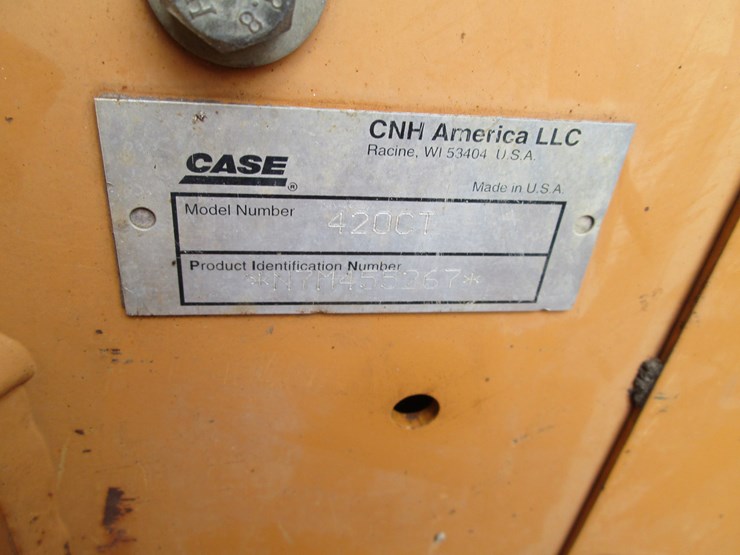2009-case-420ct-image-24