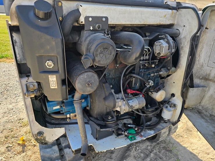 2003-bobcat-328d-image-59