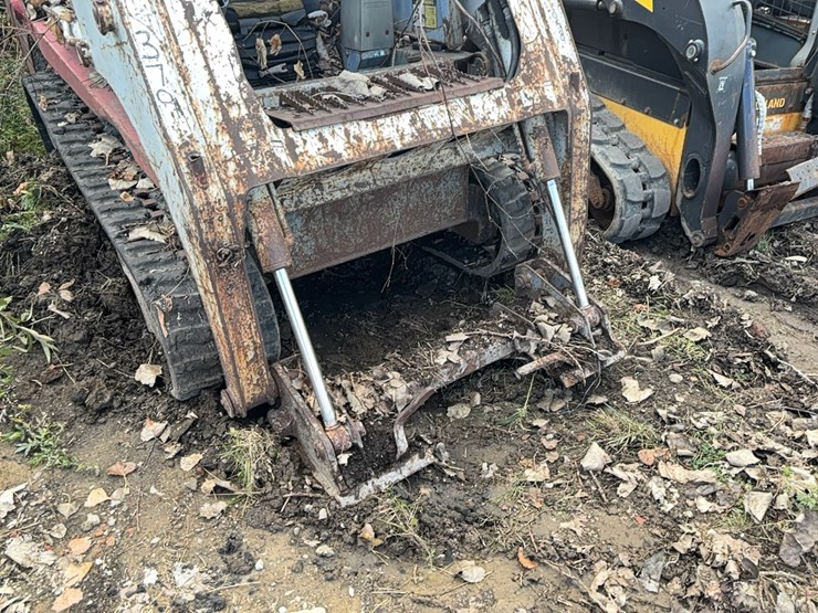 takeuchi-tl130-image-3
