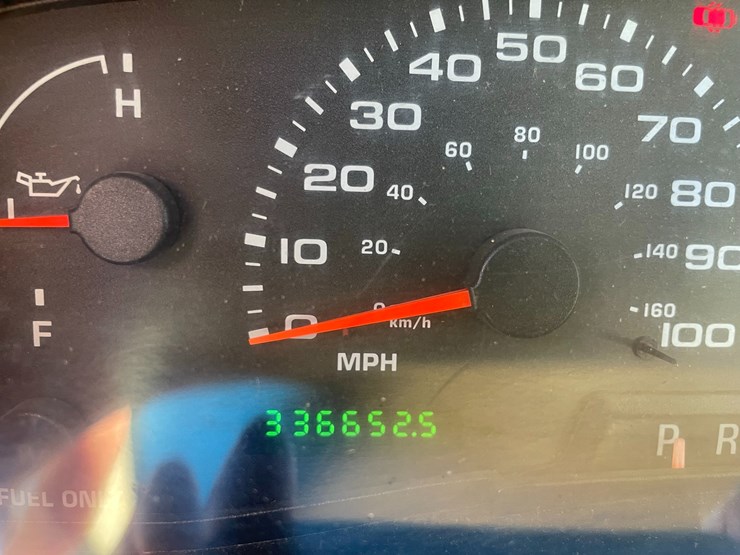 2002-ford-f350-image-38