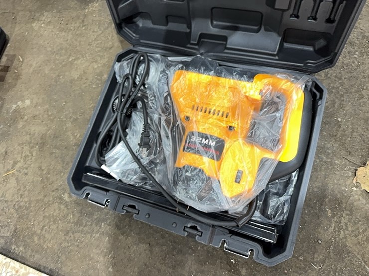 new-huskie-11218sds-hammer-drills-new-support-equipment-image-1