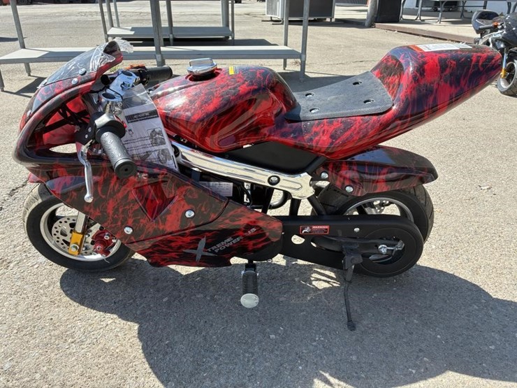 gas-powered-pocket-bike-image-5