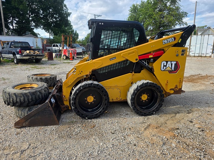2020-caterpillar-262d3-image-6