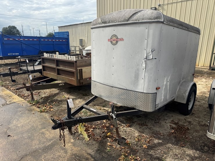 carry-on-8'-x-6'-enclosed-trailer-no-title-rear-barn-door-image-1