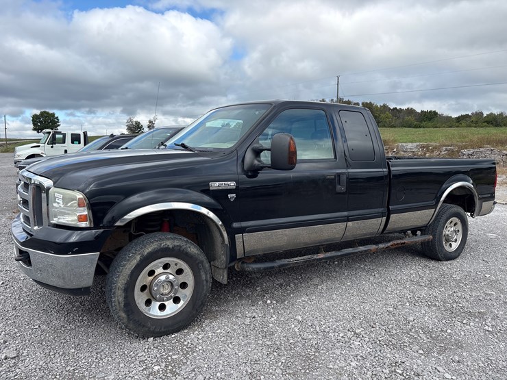 ford-f250-xlt-image-1