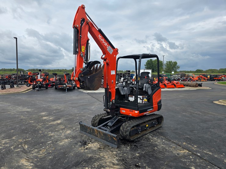 2023-kubota-kx030-4-image-2