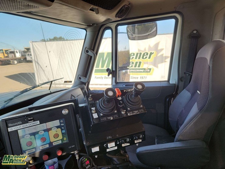 2015-international-workstar-7600-image-36
