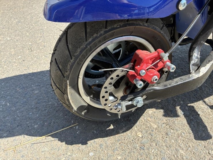 gas-powered-pocket-bike-image-8