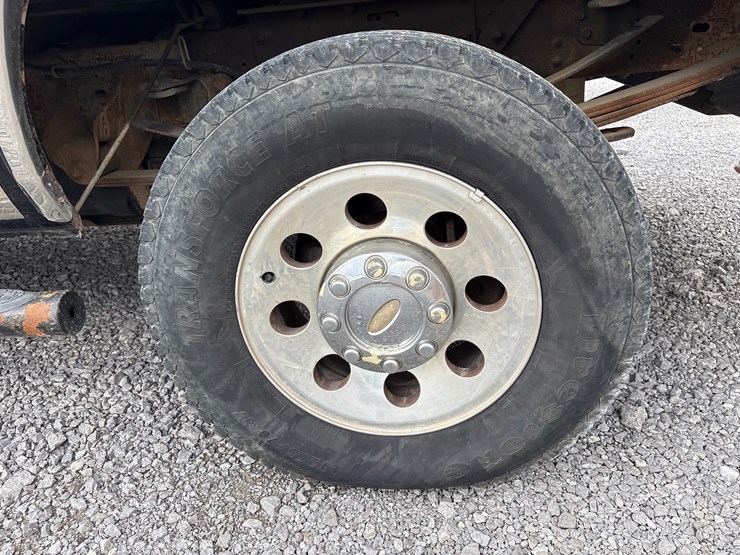 ford-f250-xlt-image-11