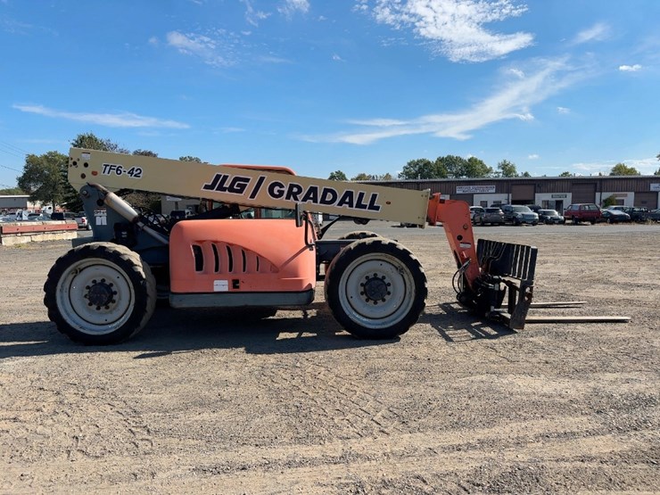 2004-jlg-tf6-42-image-6