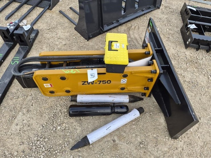 wolverine-cb-11-750f-concrete-breaker-image-1