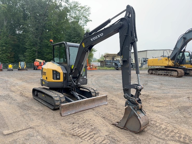 2023-volvo-ecr50f-mini-excavator-image-7