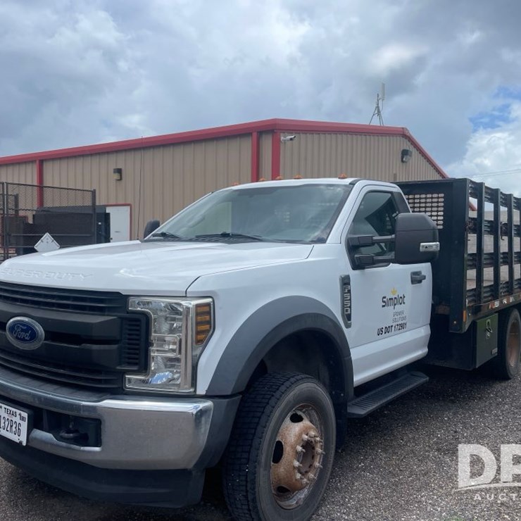 2019 FORD F550