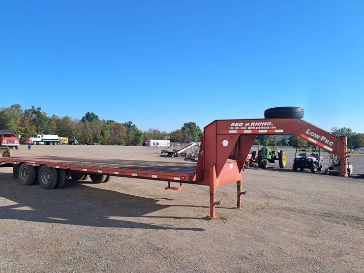 2015-red-rhino-gooseneck-trailer-30'-image-3