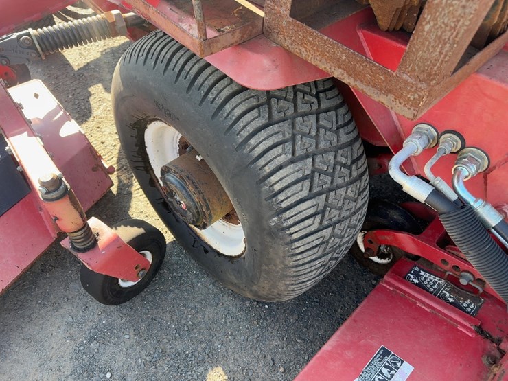 2007-toro-groundsmaster-580d-image-16