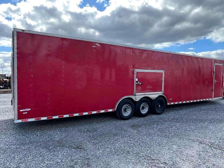 2021-freedom-36'-trailer-image-2