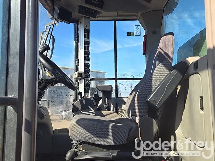 2016-volvo-l70h-image-49
