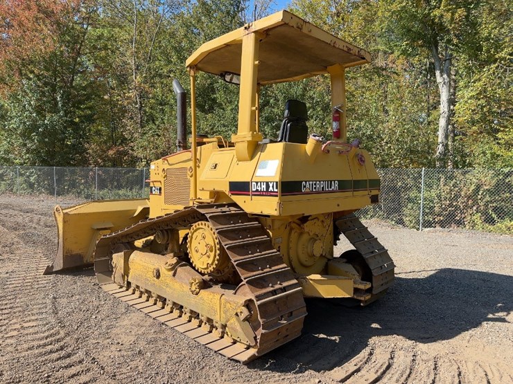 1993-caterpillar-d4h-xl-image-3