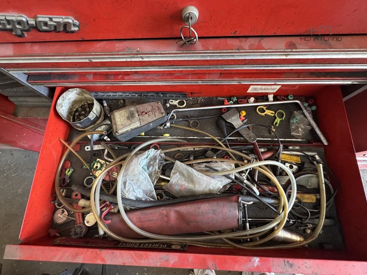 snap-on-rolling-tool-box-&-top-chest-with-side-cab-snap-on-rolling-tool-box-&-top-chest-with-side-cab-image-18