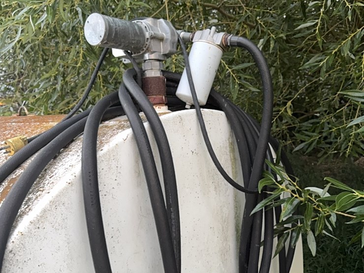 2,000-gallon-fuel-tank-image-4