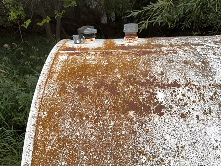 2,000-gallon-fuel-tank-image-7
