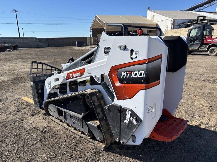 2023-bobcat-mt100-image-4