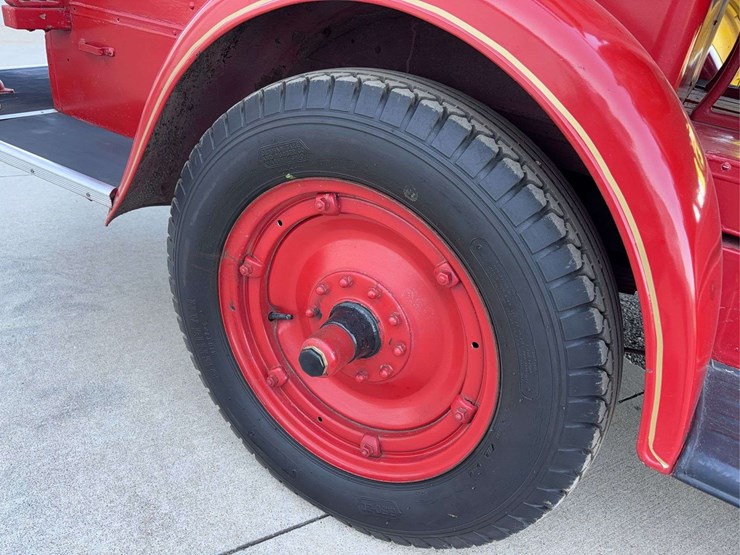 1931-chevrolet-fire-truck-image-11