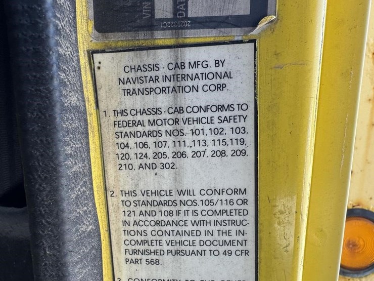1998-international-4700-image-10