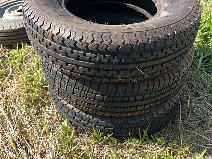 (3)--good-st-205/75/r14-tires-image-11