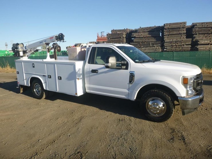 2020-ford-f350-image-2