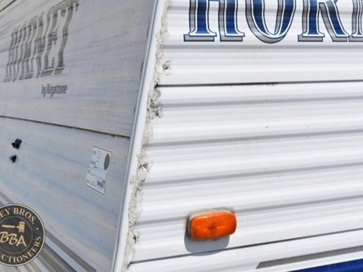 2004-keystone-rv-co-hornet-sport-27bs-38101-image-67
