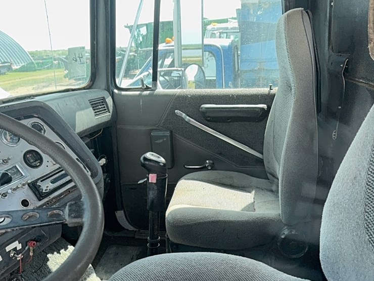 1997-ford-aero-max-day-cab-semi,-60-series-detroit,-9-speed-manual-image-27
