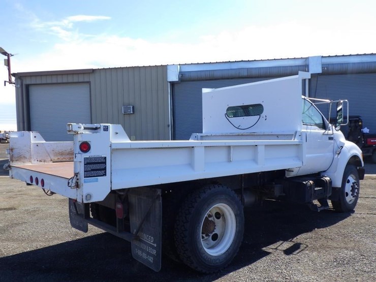 2001-ford-f650-image-3