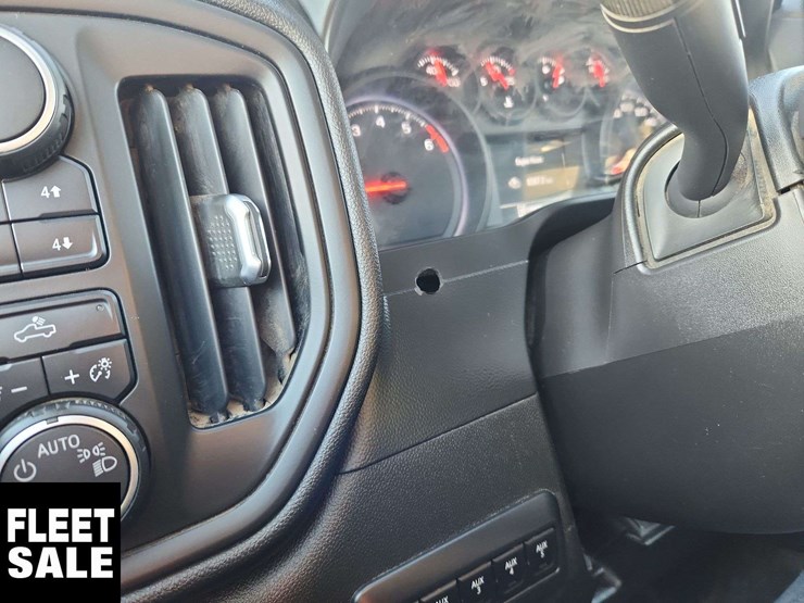 2020-chevrolet-silverado-1500-image-36