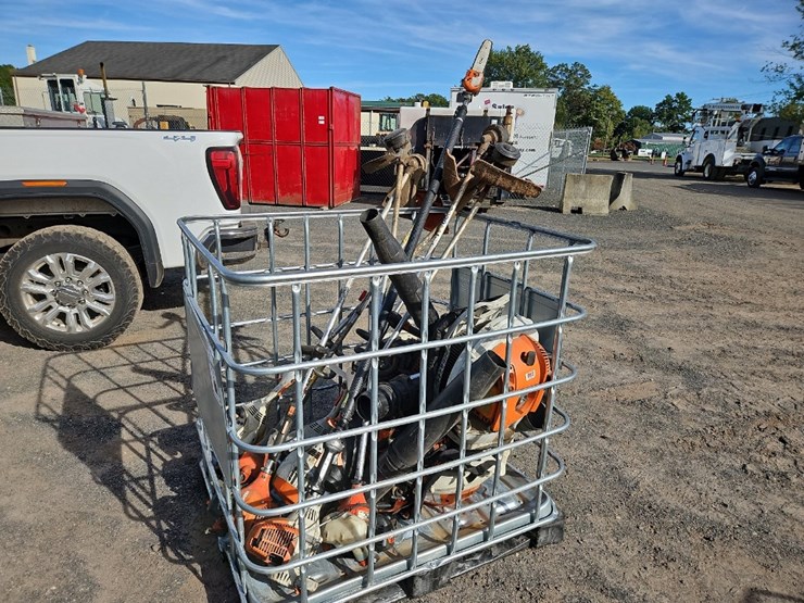 quantity-of-2-cycle-equipment-image-1