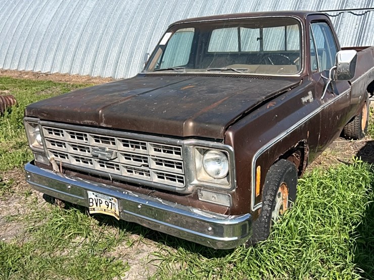 1978-chevy-cheyenne-20-3/4-ton-2-wheel-drive-pick-up,-been-sitting,-sell-as-is-image-22