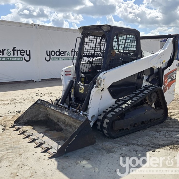 2022 BOBCAT T76