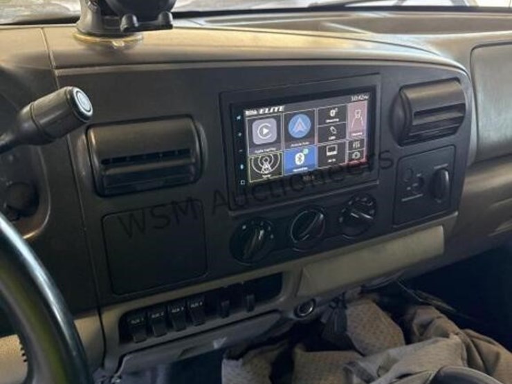 2005-ford-f350-image-17