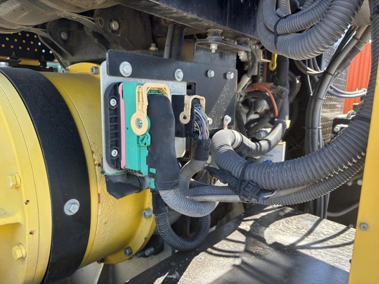 2017-atlas-copco-pas200hf-image-17