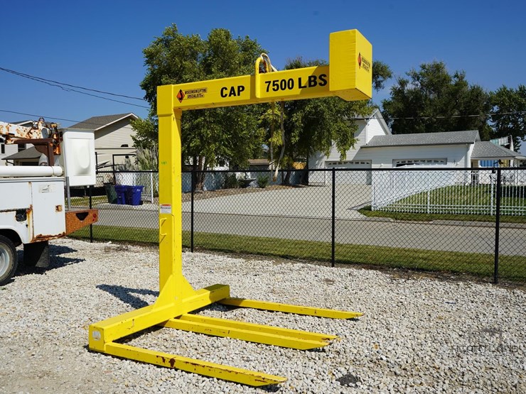 wisconsin-lifting-specialist-inc-7500-lb-4003-image-1