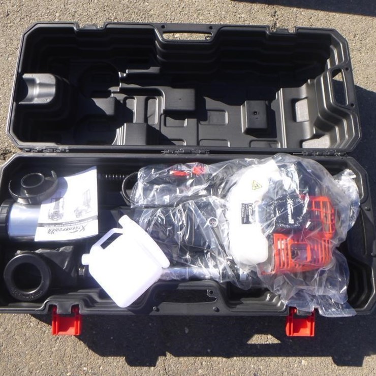 Unused 52cc Gas Powered T-Post Driver