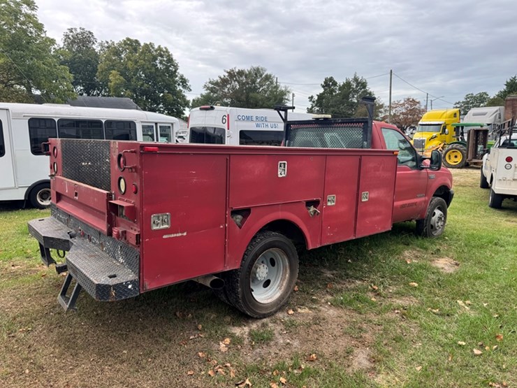 2001-ford-f550-image-3