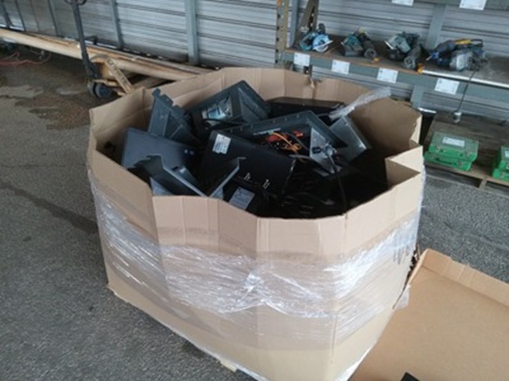 lot#-792-computer-accessories-image-2