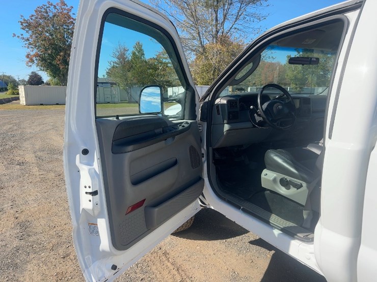 2003-ford-f350-image-15