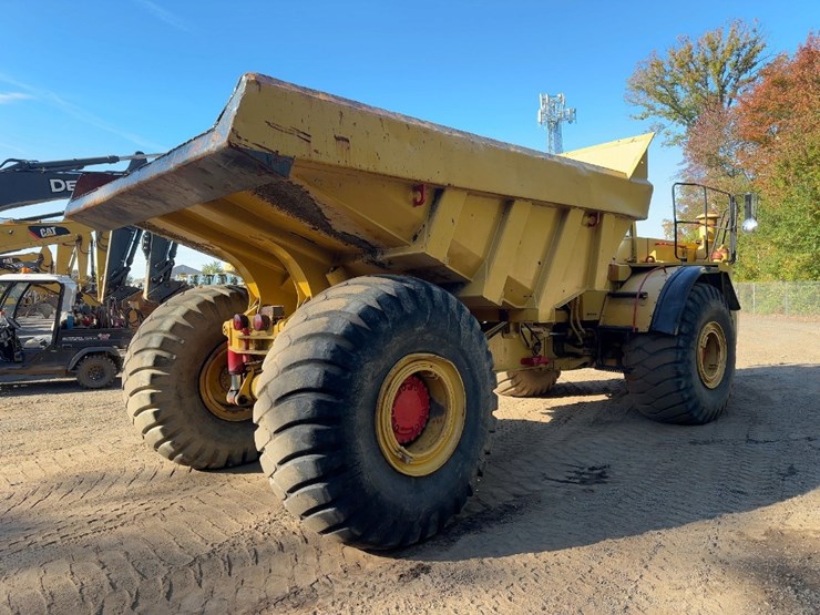 1990-caterpillar-d30d-image-5