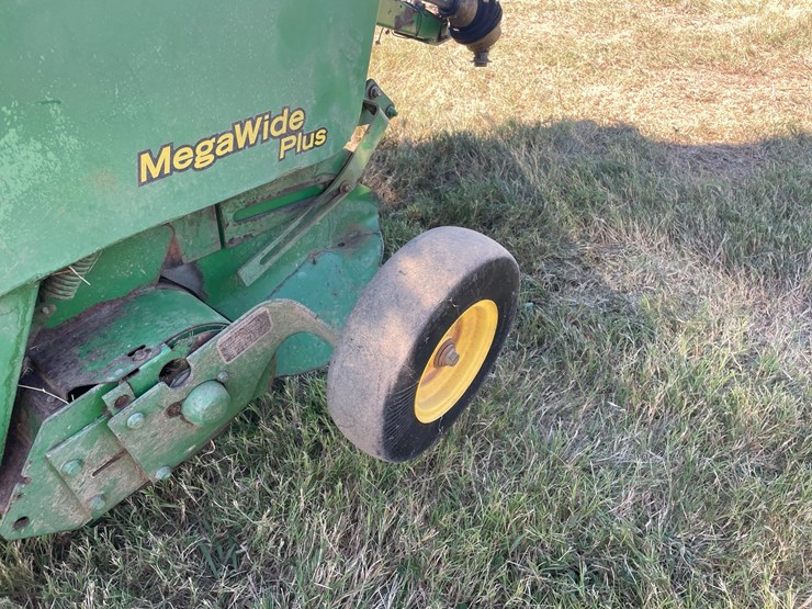 john-deere-468-image-6
