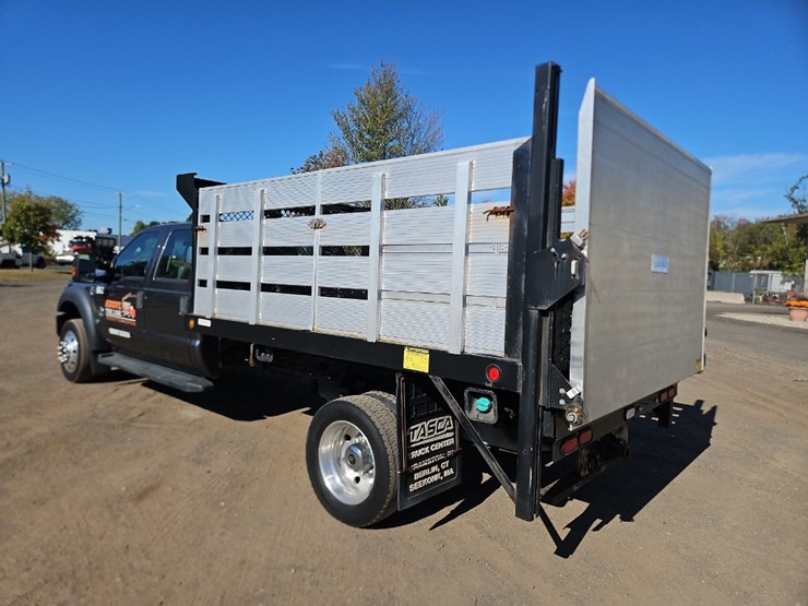 2015-ford-f550-xl-image-3