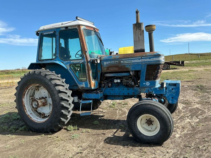 ford-9700-image-3