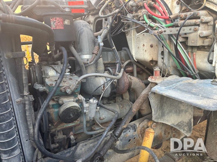 ford-l8000-image-19
