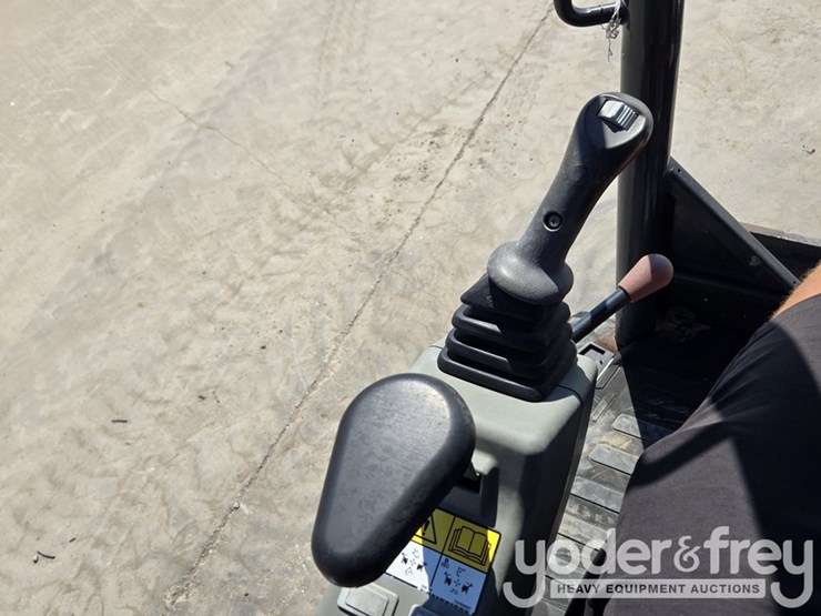 2021-bobcat-e35-image-52